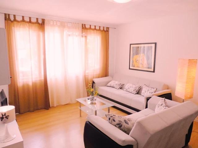 Nomadic FIRE- Croatia Split Apartment 1