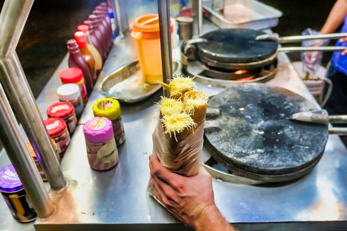 Marquesitas $1- Crispy crepe filled with cheese and your choice of jams, caramel, fruits, and other sweets. Nutella and queso de bola for the win.