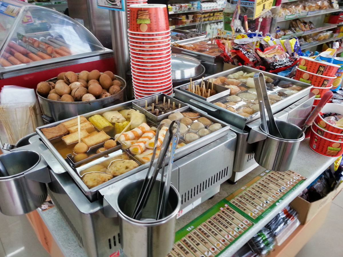 eating at 7-11 food lowers the cost of living in Taipei, Taiwan